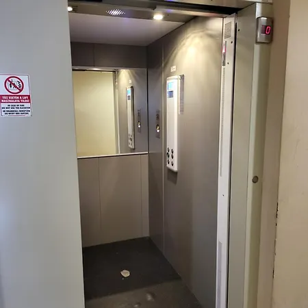 Triangol Apartman: Fuerdo, Belvaros, *